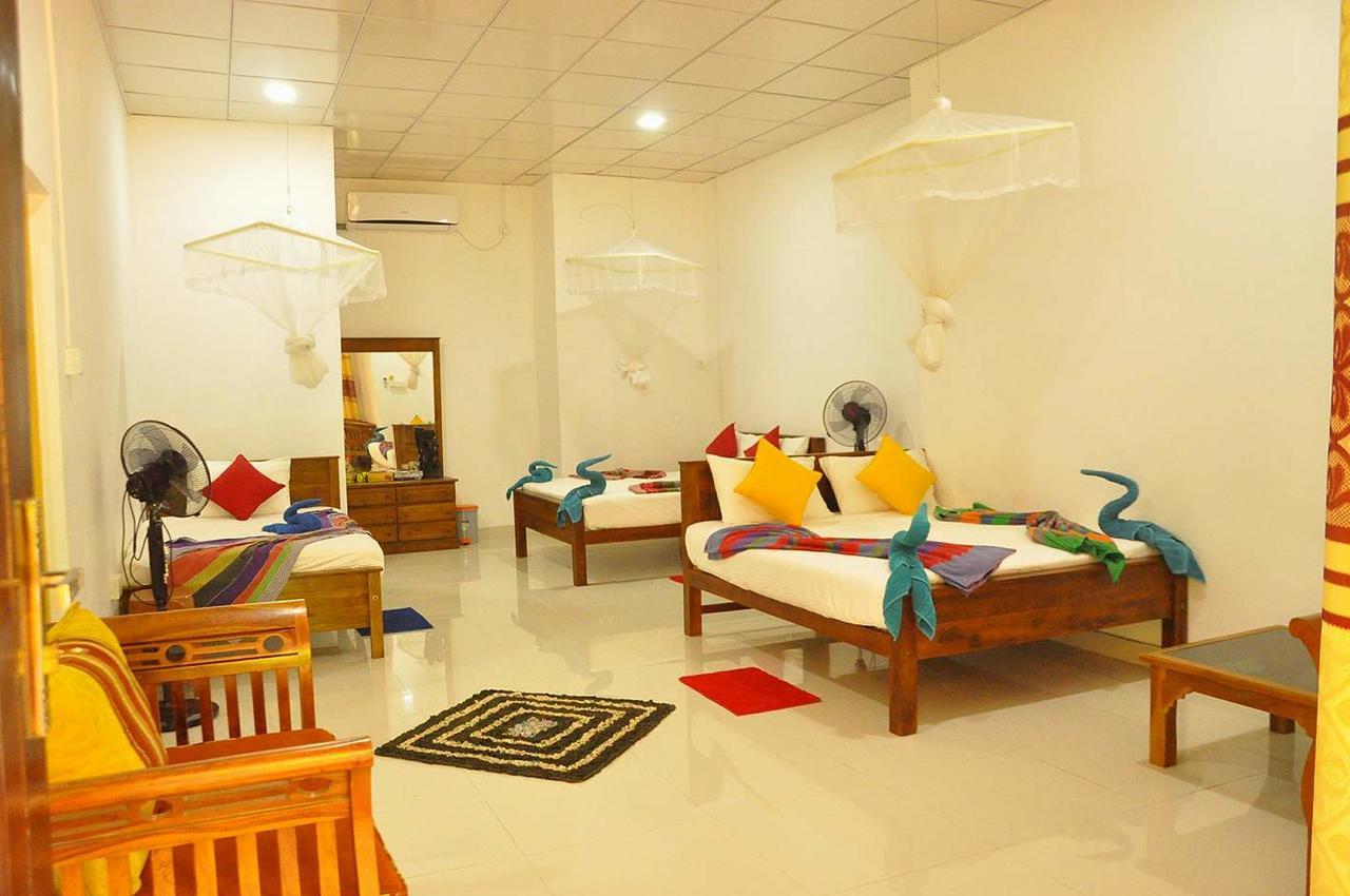 Sigiri Corridor Home Stay สิกิริยา ภายนอก รูปภาพ
